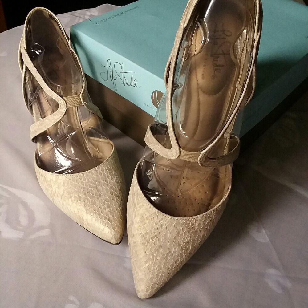 Price Dropped! Life Stride Soft System high heels.